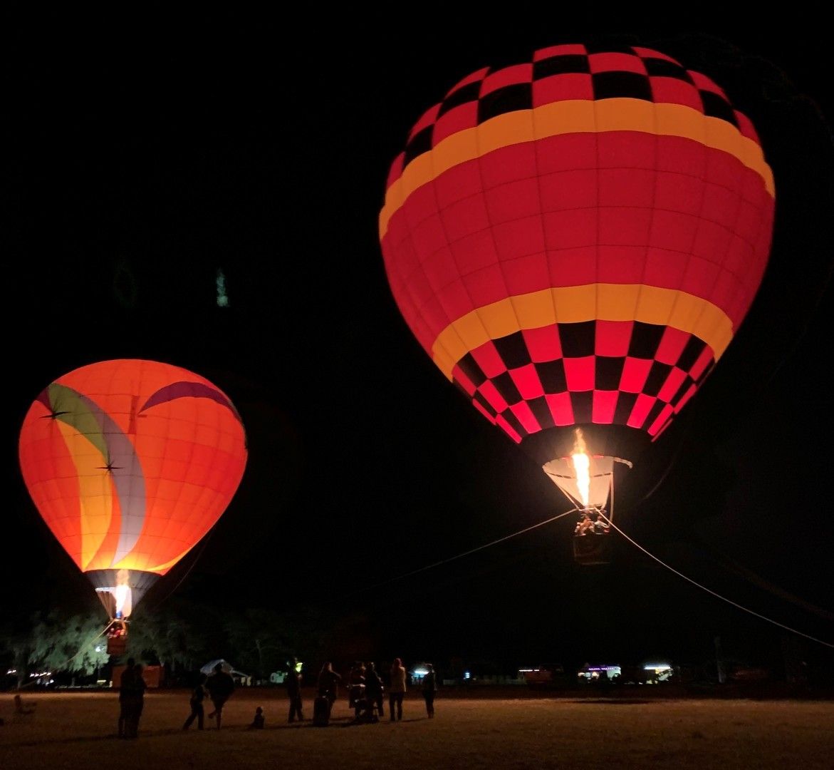 Light Up East Ridge Balloon Glow