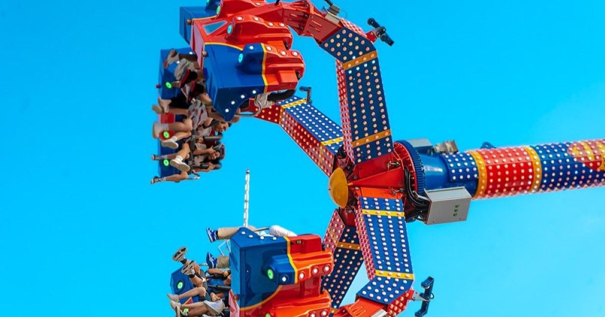 Merrick Train Station Carnival