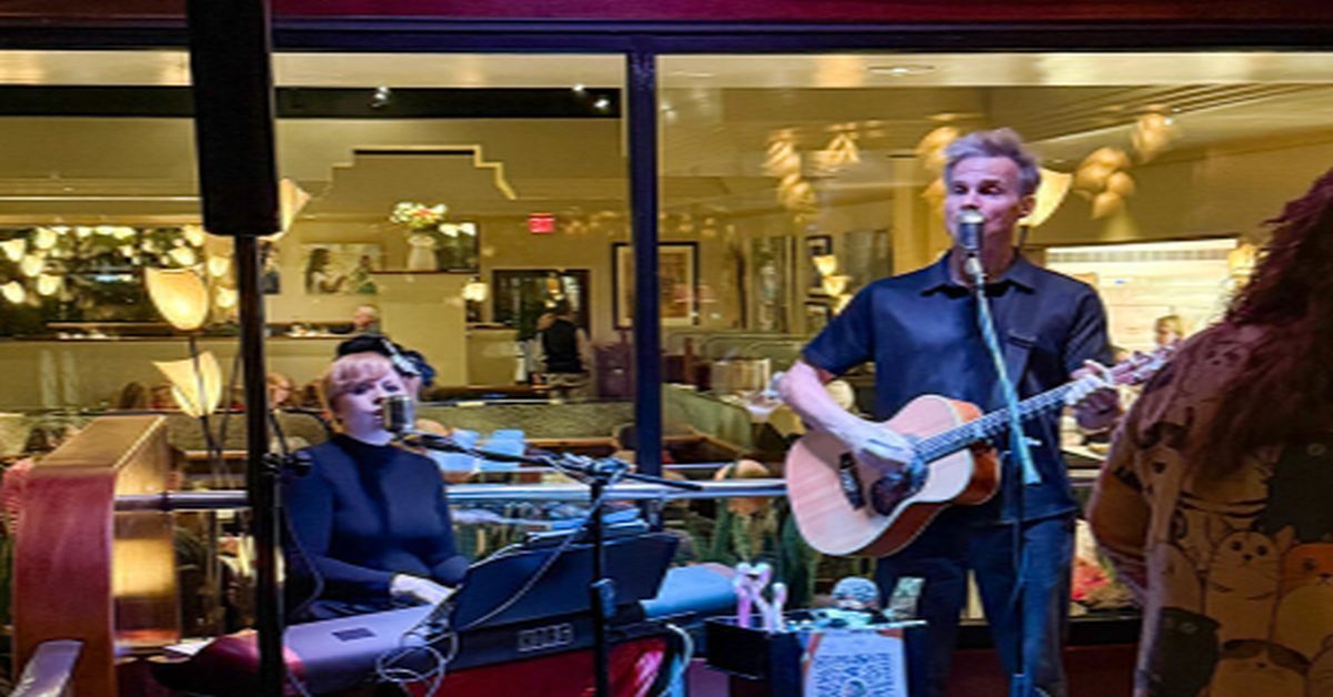 Every Wednesday: Live Music with Evan Olson and Jessica Mashburn